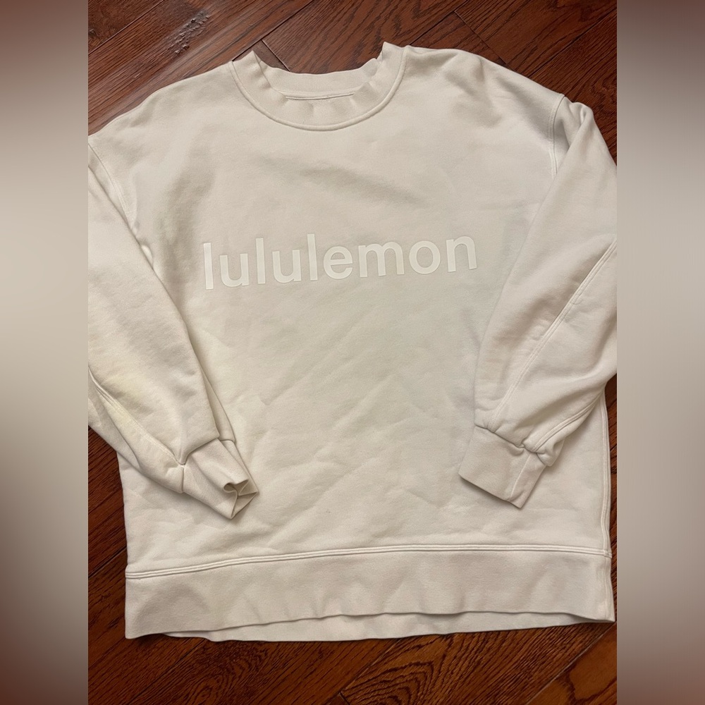 RARE Lululemon Spellout Crewneck